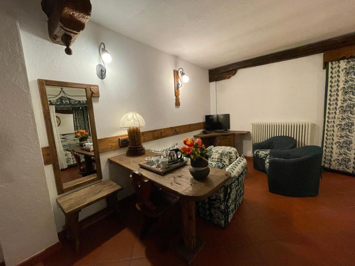 Hotel Milleluci Aosta Luaran gambar