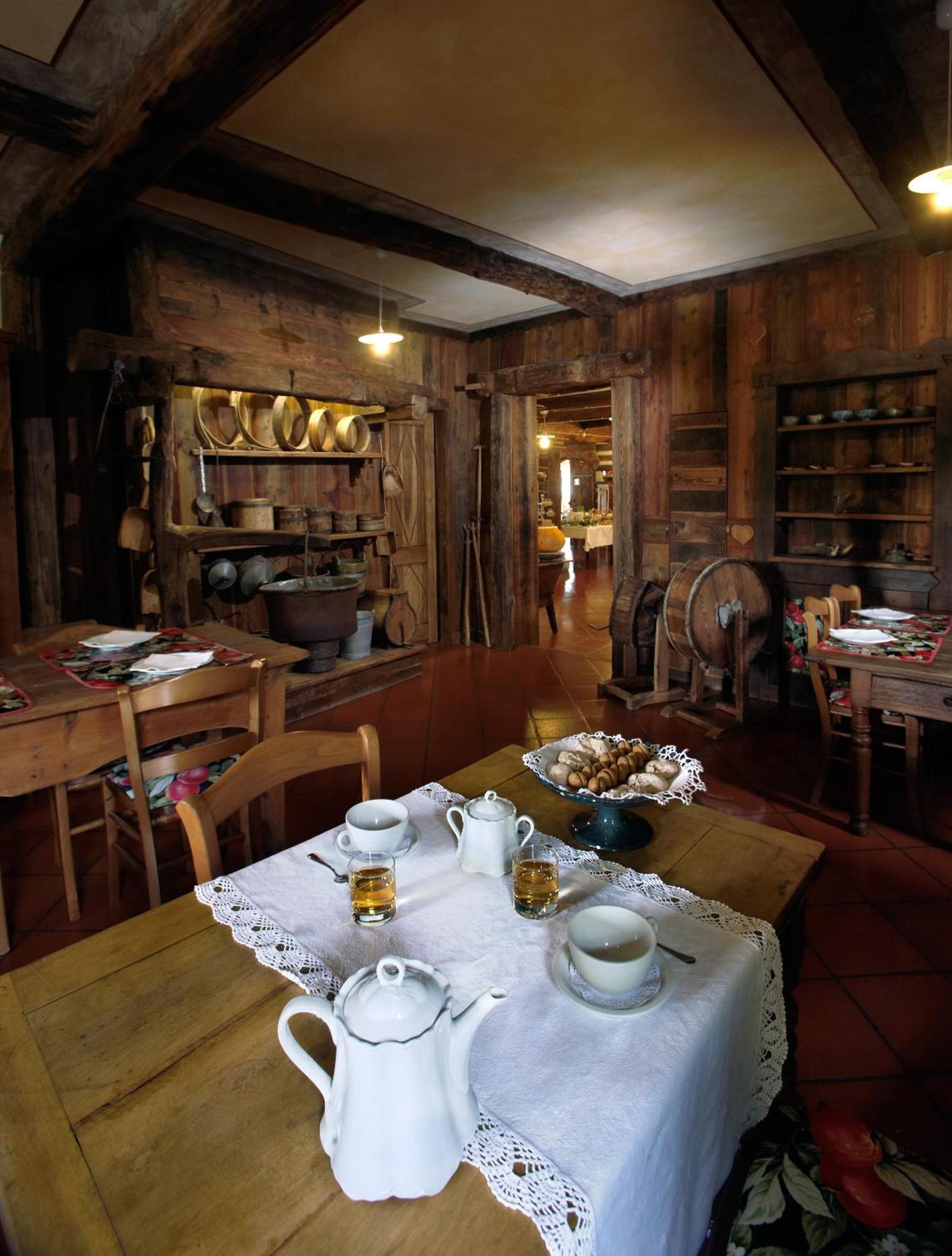 Hotel Milleluci Aosta Luaran gambar